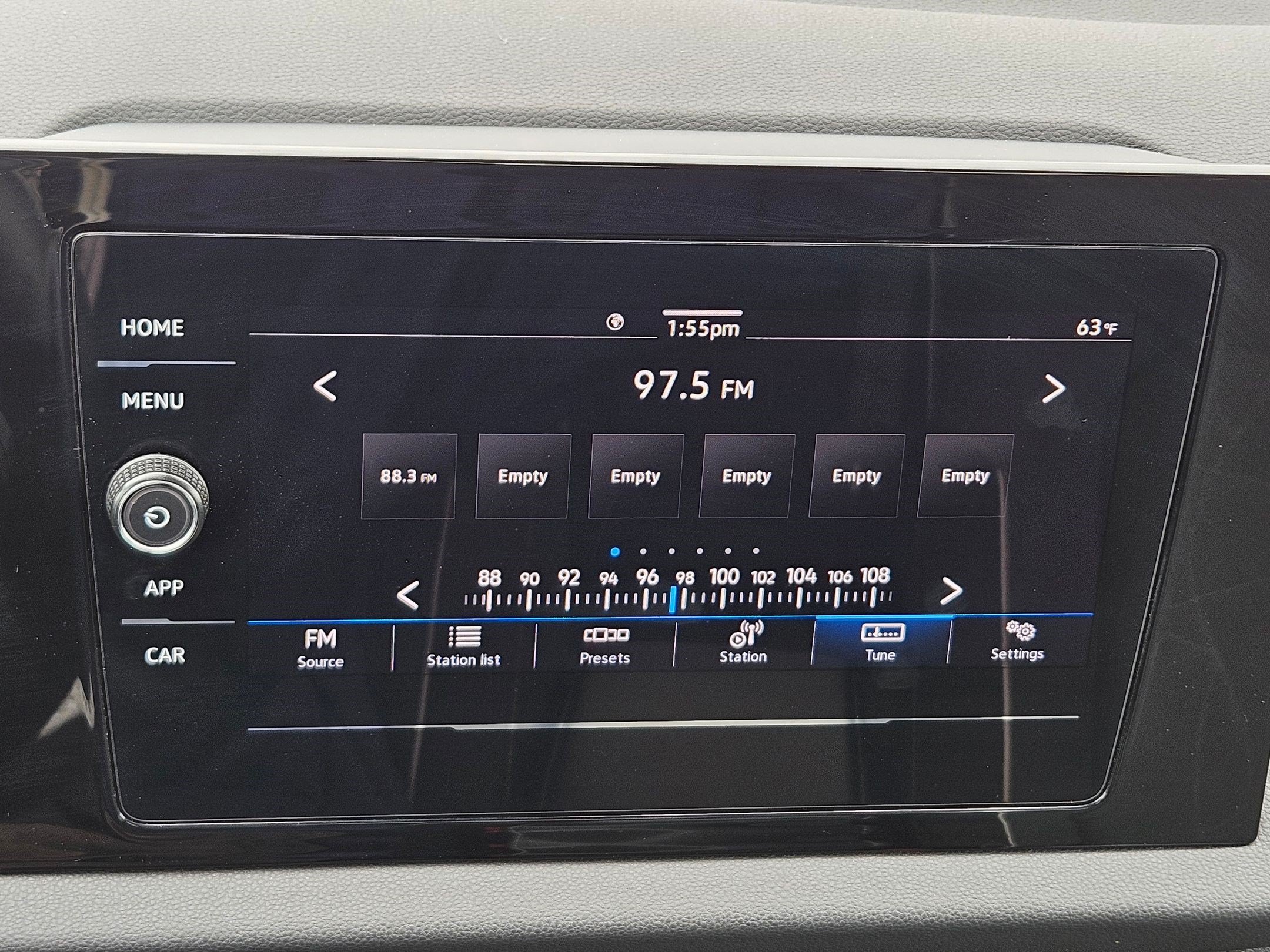 Used 2025 Volkswagen Jetta Sport FWD image 22