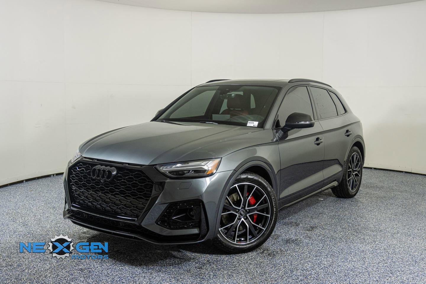Used 2024 Audi SQ5 Prestige image 3