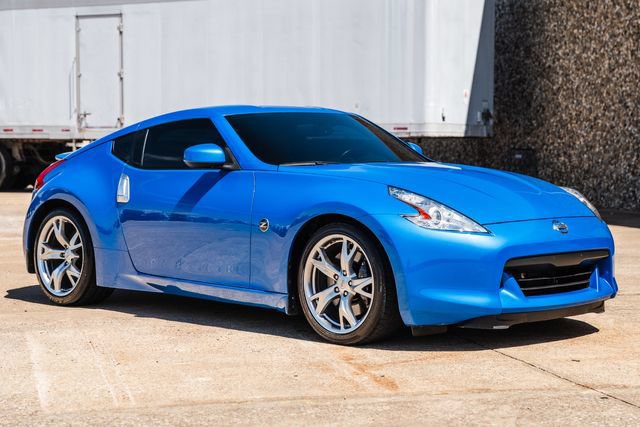 Used 2010 Nissan 370Z Touring w/ Sport Pkg RWD image 56