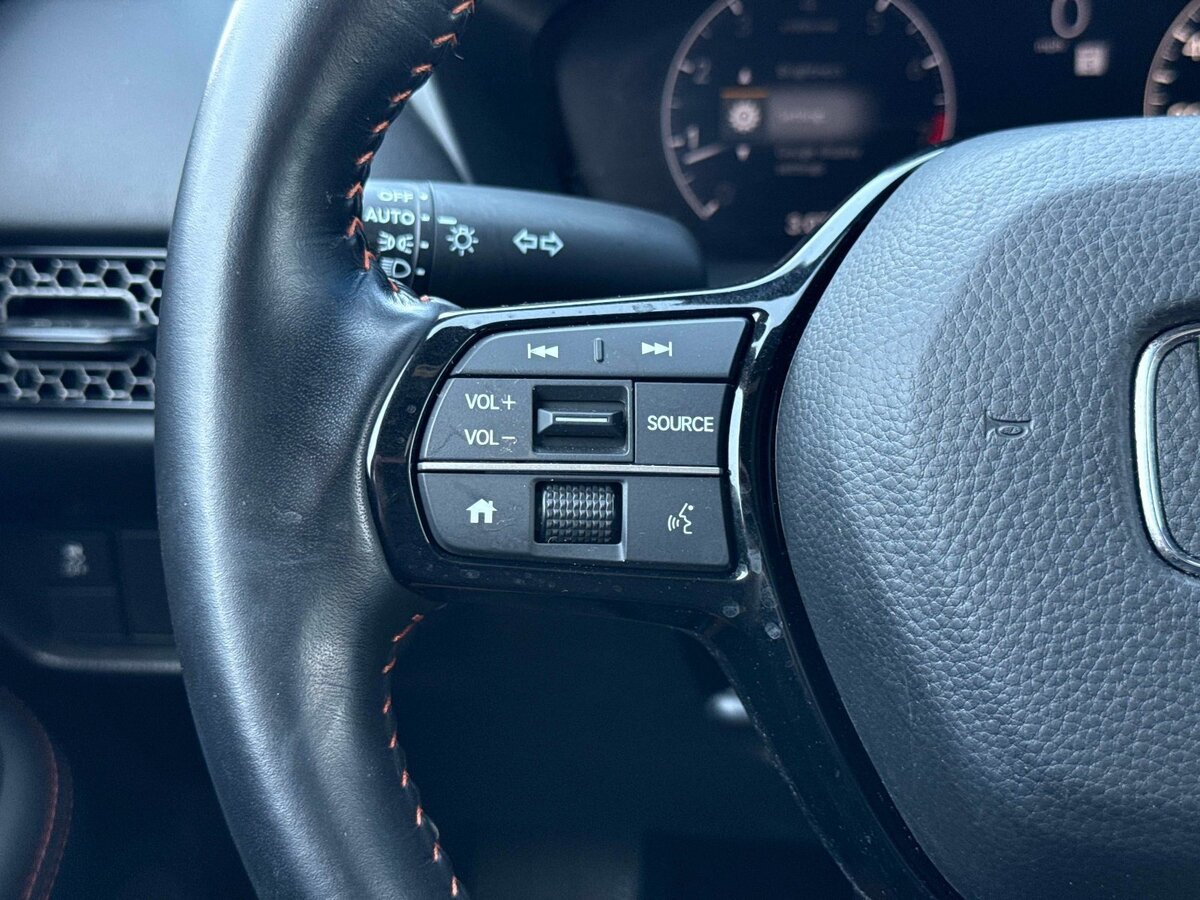 Used 2025 Honda HR-V Sport image 27