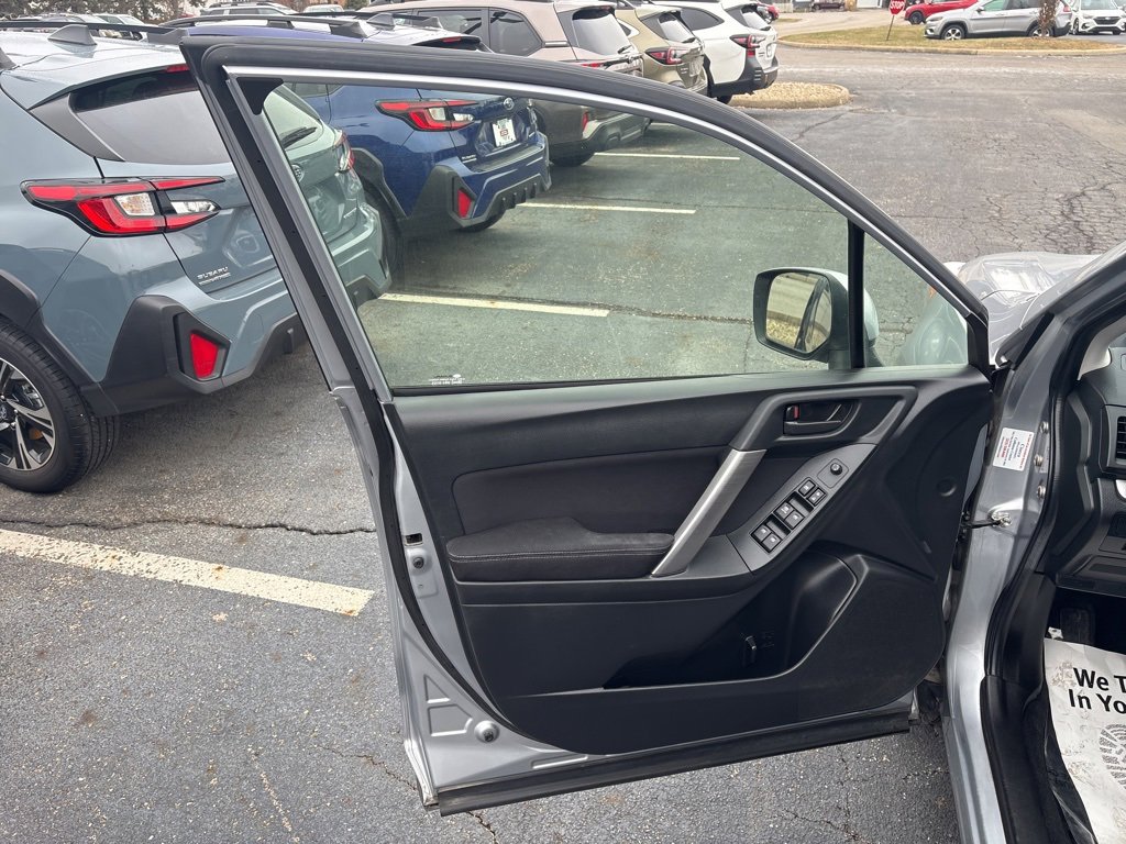 Used 2015 Subaru Forester 2.5i Premium w/ All-Weather Package image 19