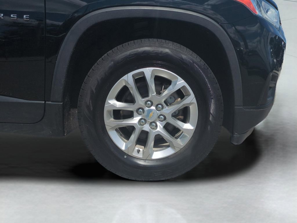 Used 2021 Chevrolet Traverse LS w/ LPO, Cargo Package image 10