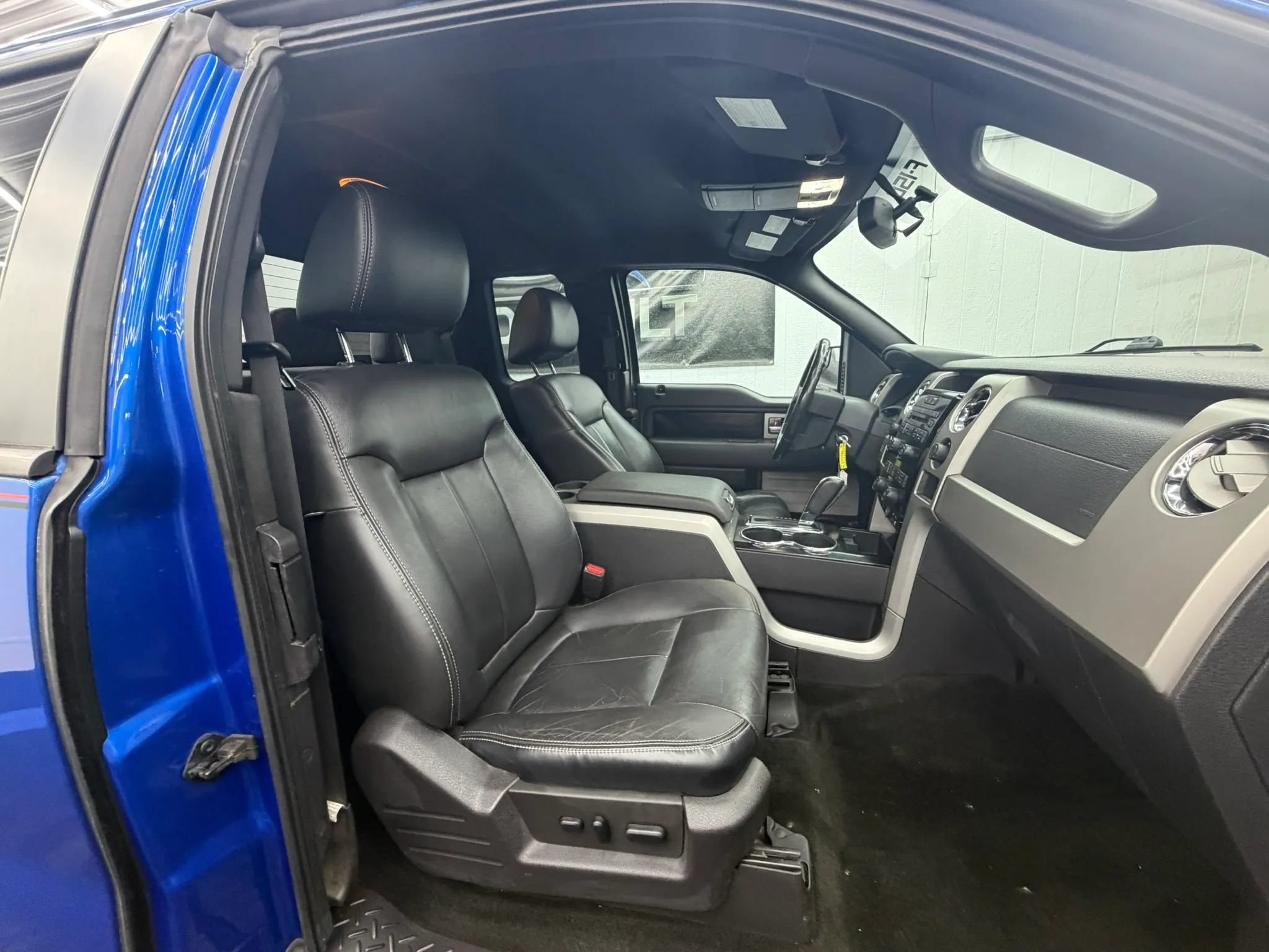 Used 2011 Ford F150 FX4 w/ FX Luxury Pkg AWD/4WD image 5