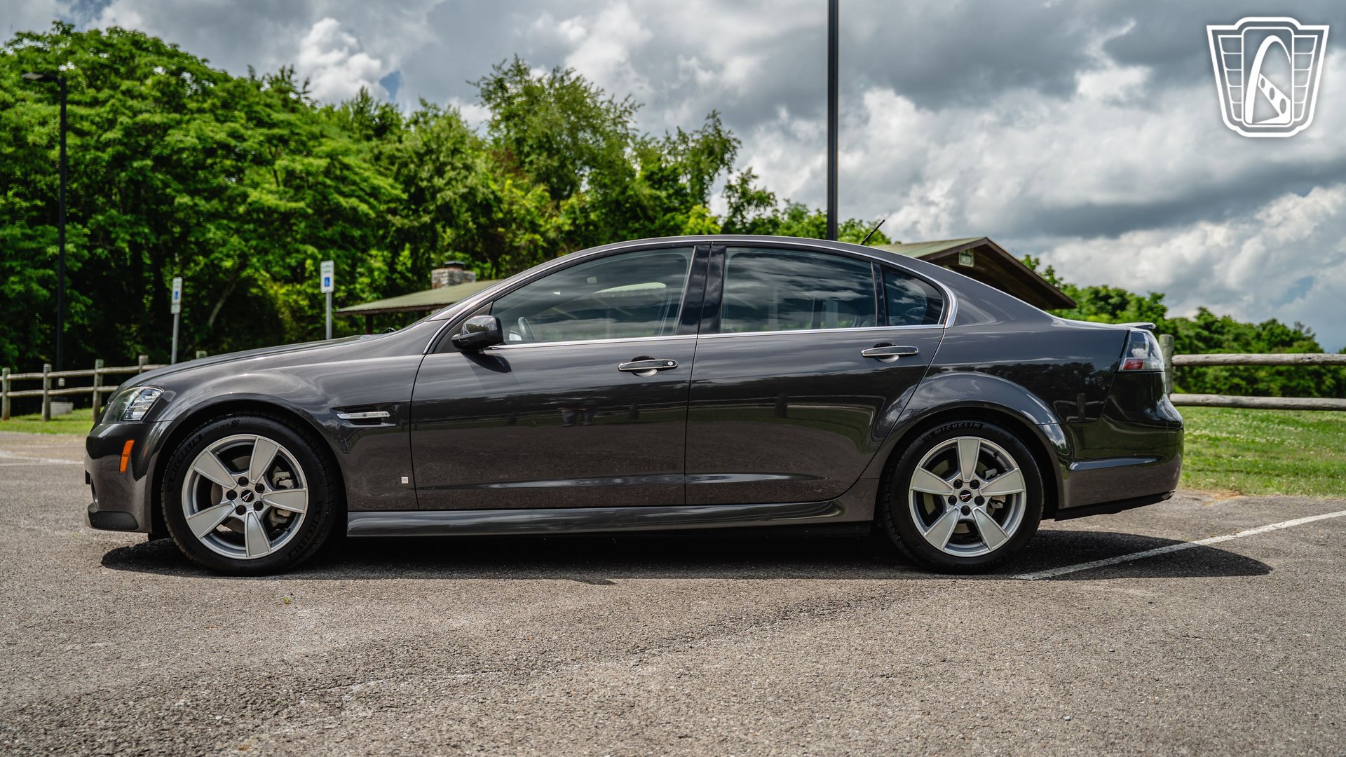 Used 2009 Pontiac G8 GT w/ Premium Package RWD image 9