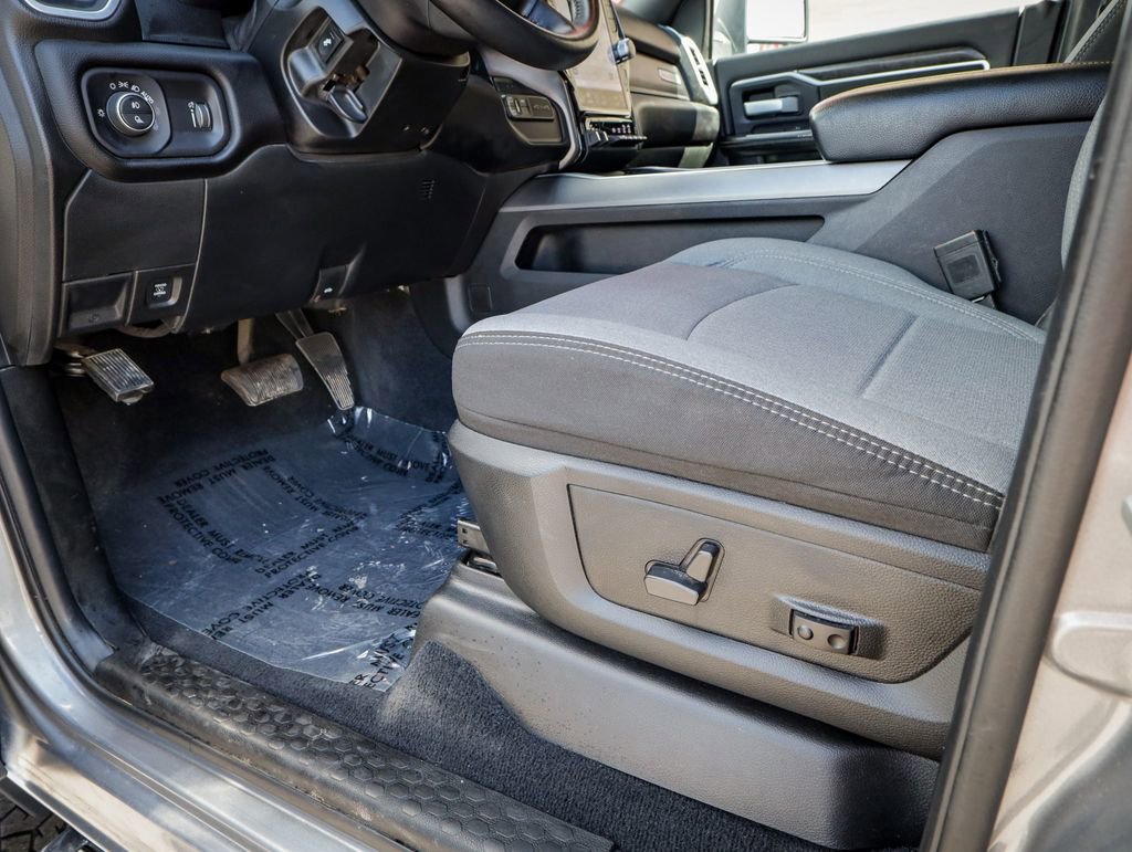 Used 2024 RAM 2500 Big Horn w/ Level 2 Equipment Group AWD/4WD image 14
