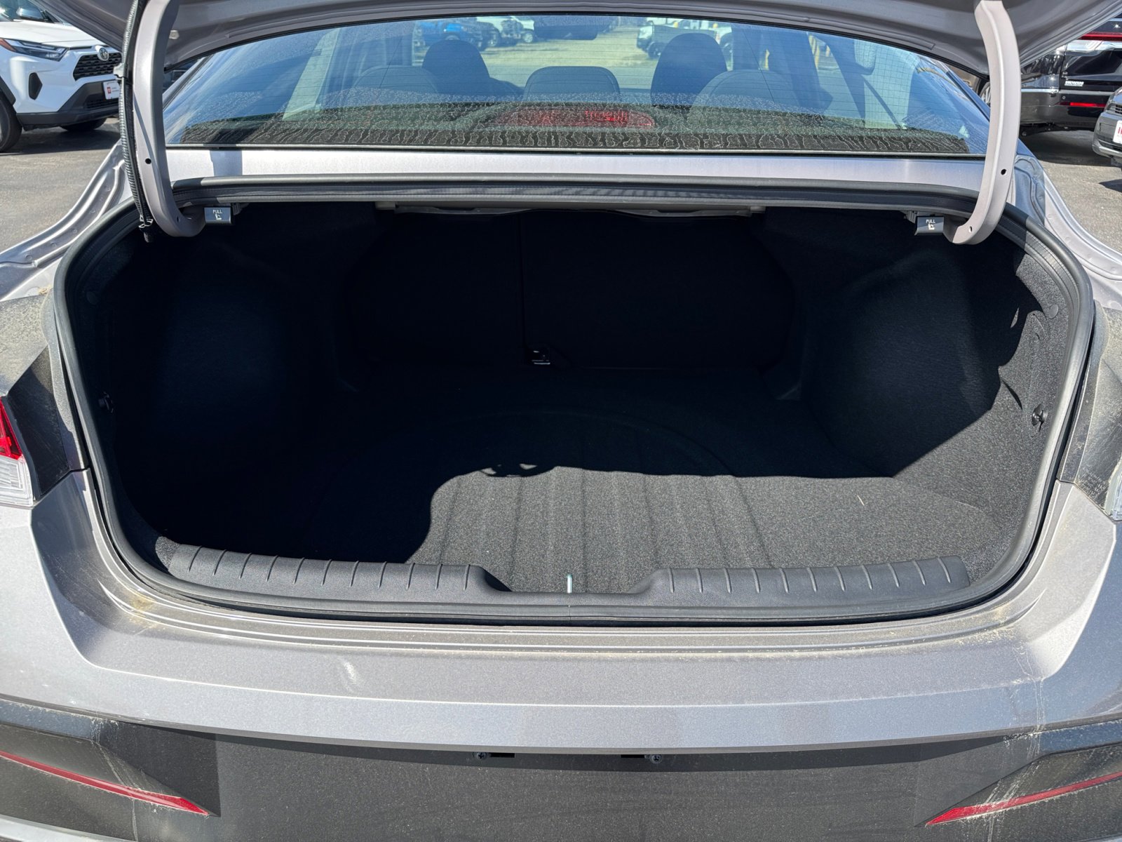 New 2025 Hyundai Elantra SEL image 24