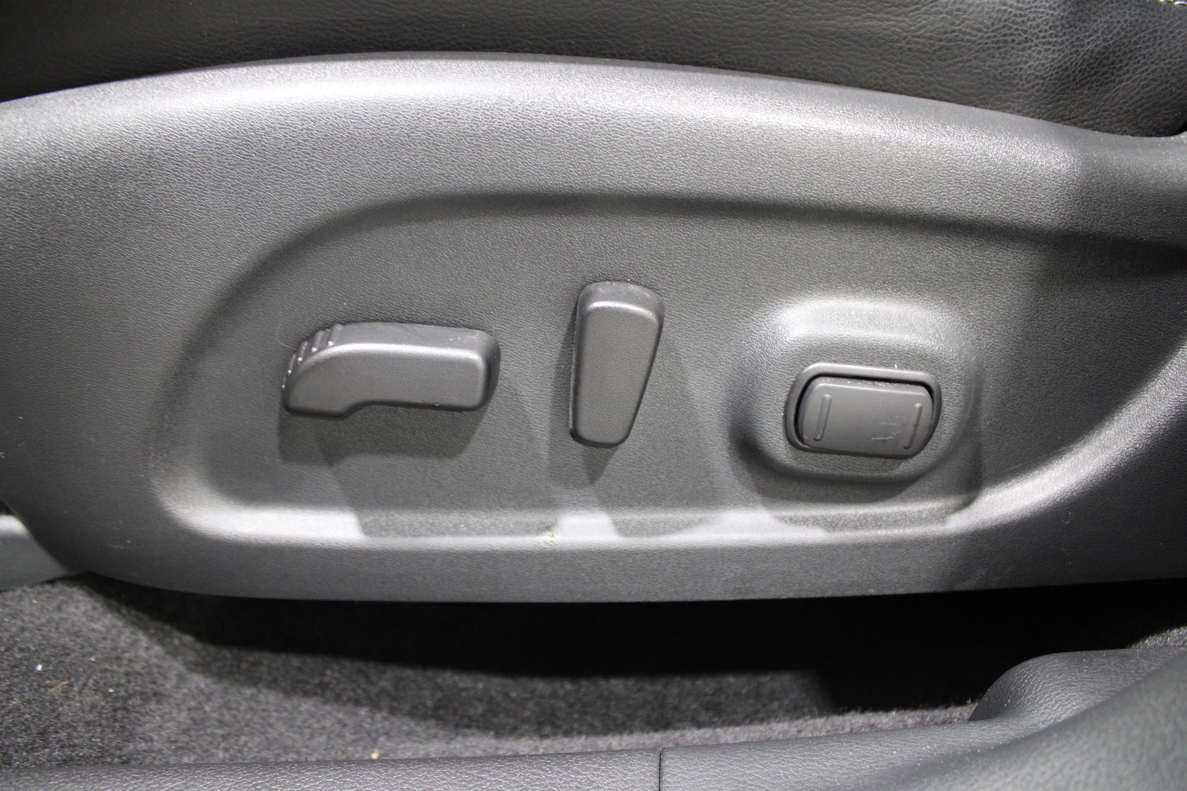 Used 2023 Nissan Murano SL w/ SL Moonroof Package image 4