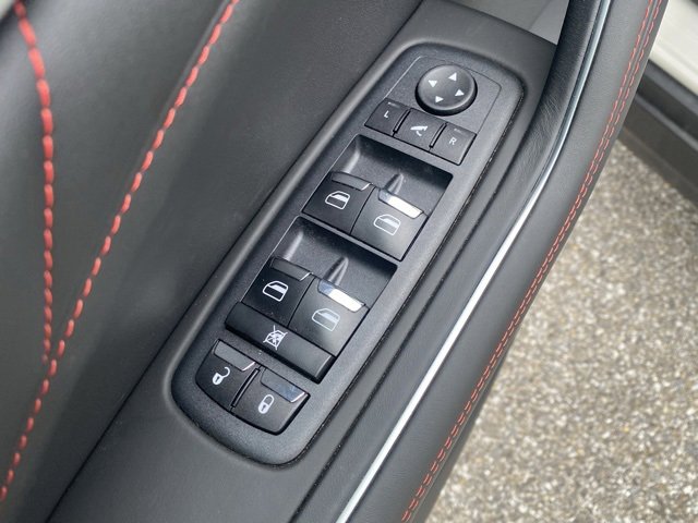 New 2024 Maserati Levante GT Ultima image 18