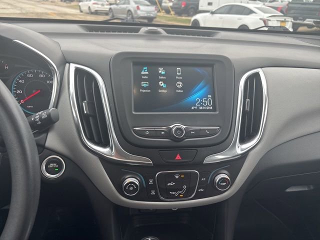 Used 2018 Chevrolet Equinox LS image 9