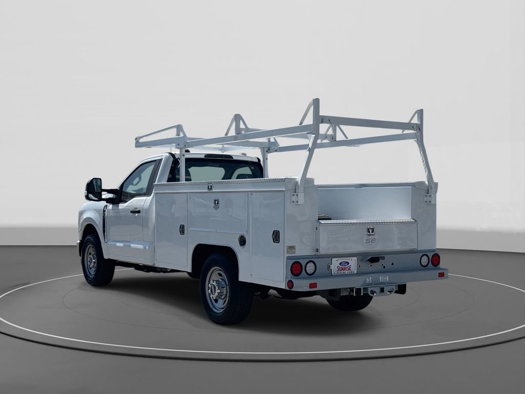 New 2025 Ford F350 XL w/ XL Chrome Package image 2