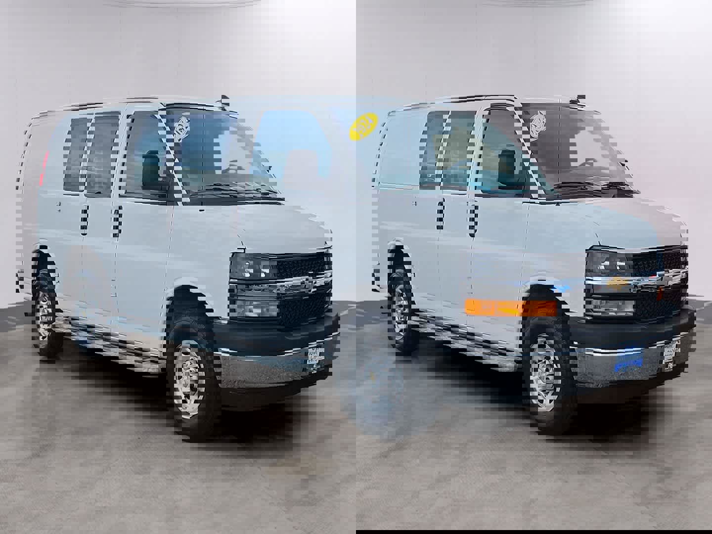 Used 2024 Chevrolet Express 2500 w/ Driver Convenience Package image 11