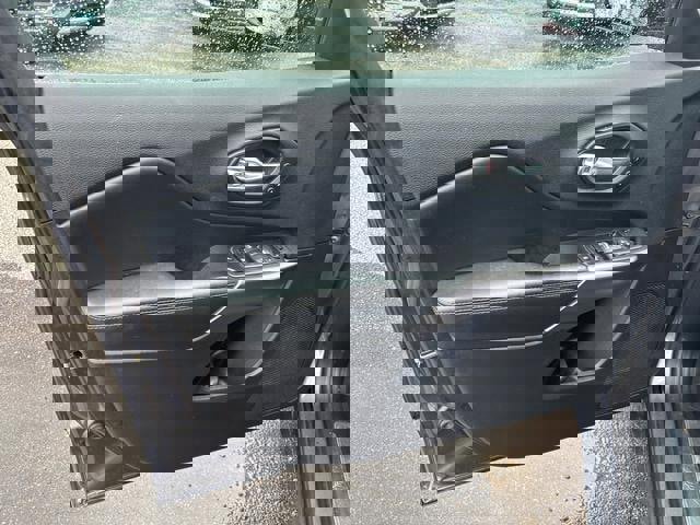 Used 2020 Jeep Cherokee Limited image 10