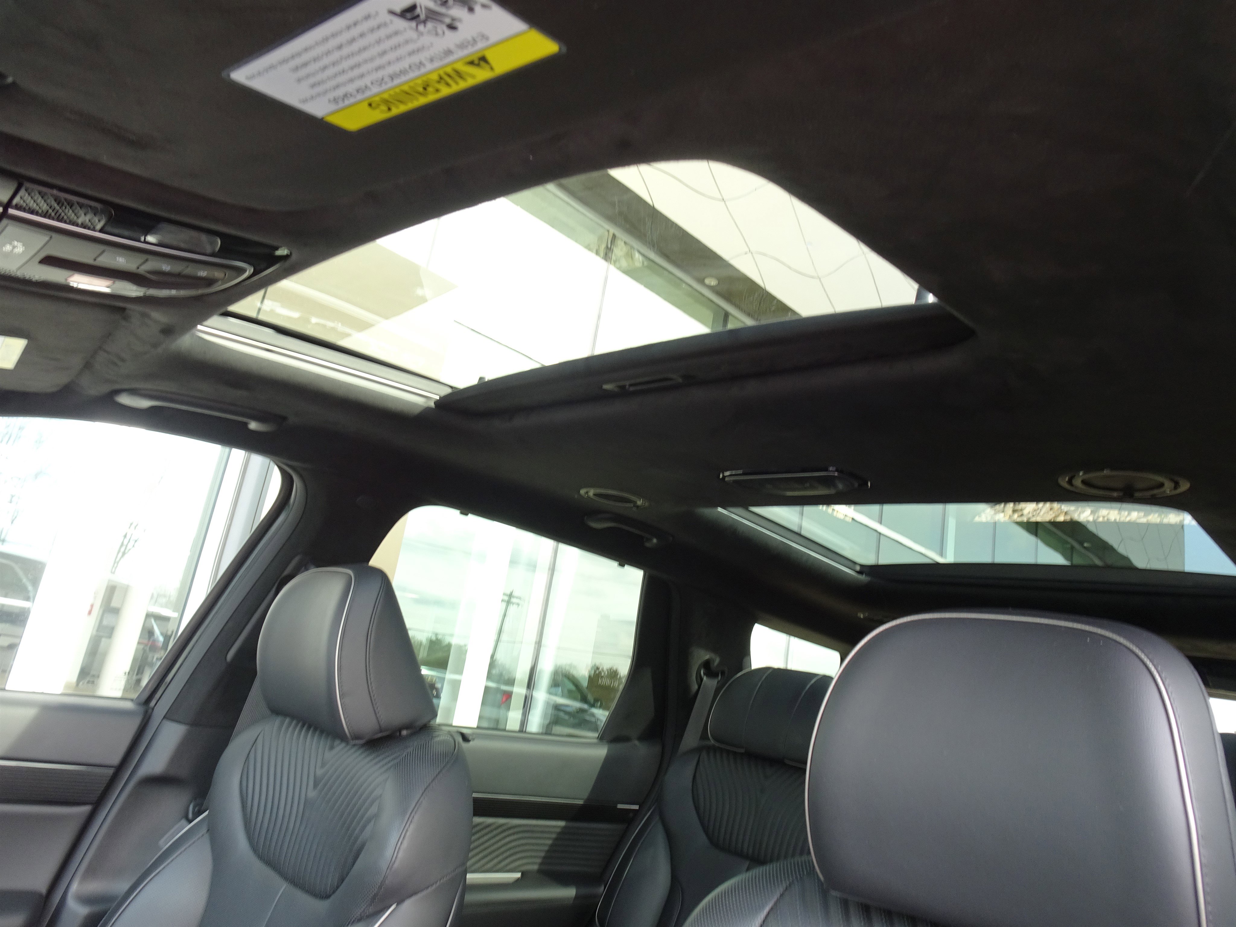 Used 2024 Hyundai Palisade Calligraphy image 12