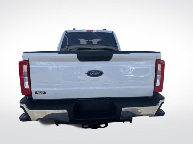 Used 2023 Ford F250 XLT w/ FX4 Off-Road Package image 4