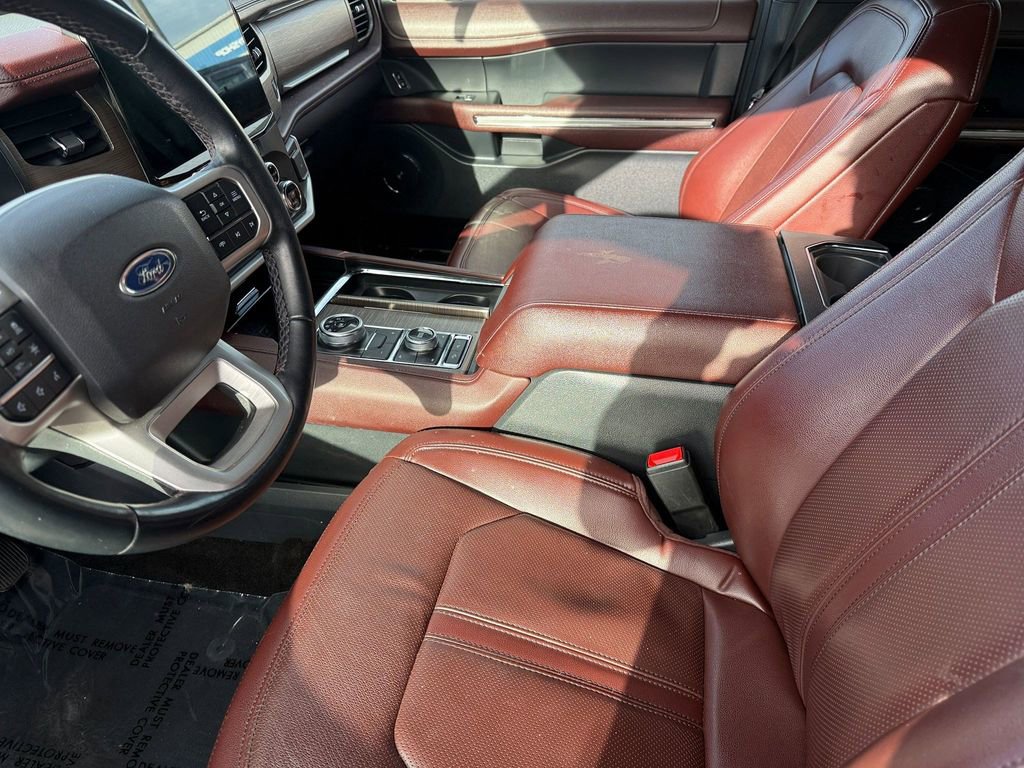 Used 2022 Ford Expedition Limited image 13