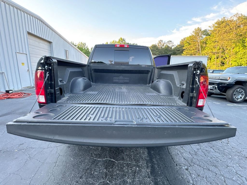 Used 2019 RAM 1500 Classic SLT RWD image 33