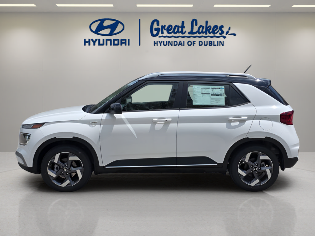 New 2026 Hyundai Venue SEL FWD image 2