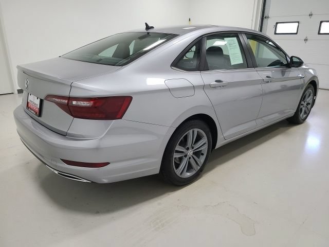 Used 2021 Volkswagen Jetta R-Line FWD image 14