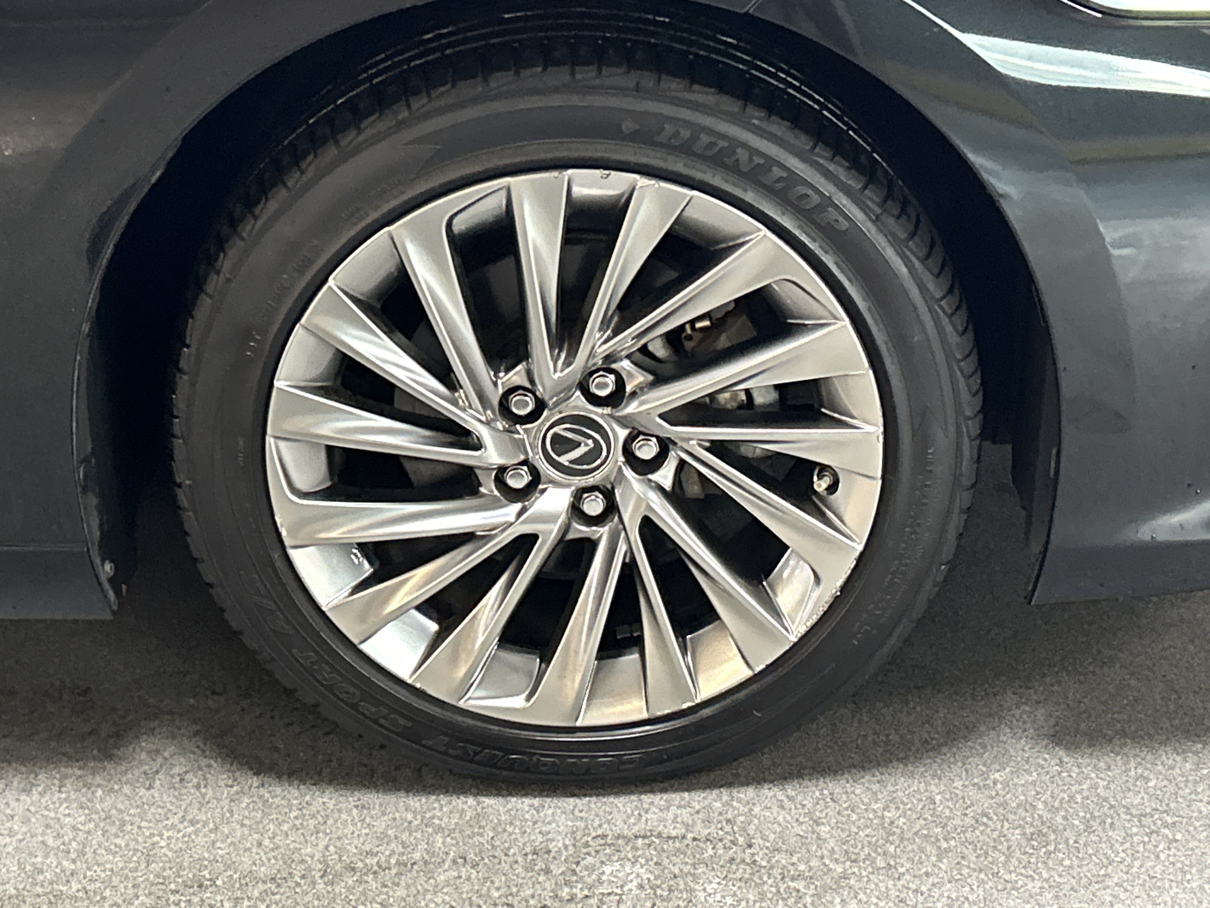 Used 2019 Lexus ES 350 w/ Accessory Package FWD image 13