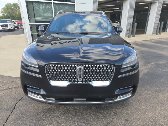 Certified 2021 Lincoln Aviator Reserve w/ Equipment Group 201A AWD/4WD image 3