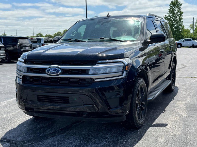 Used 2023 Ford Expedition XLT AWD/4WD image 8