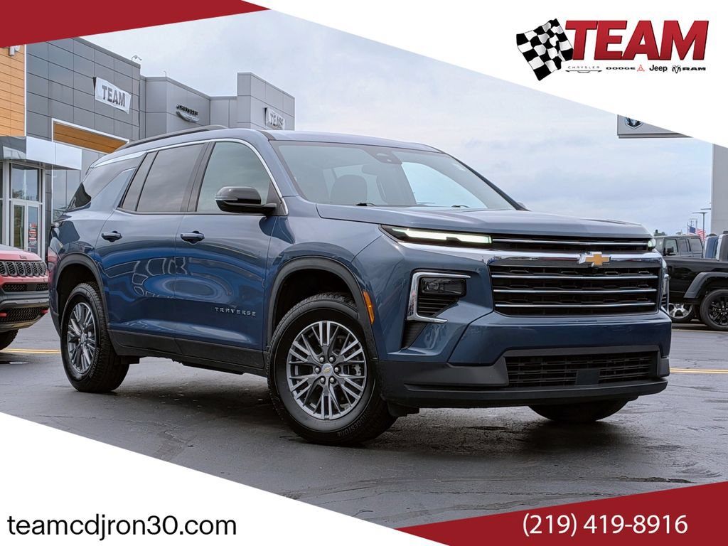 Used 2026 Chevrolet Traverse LT