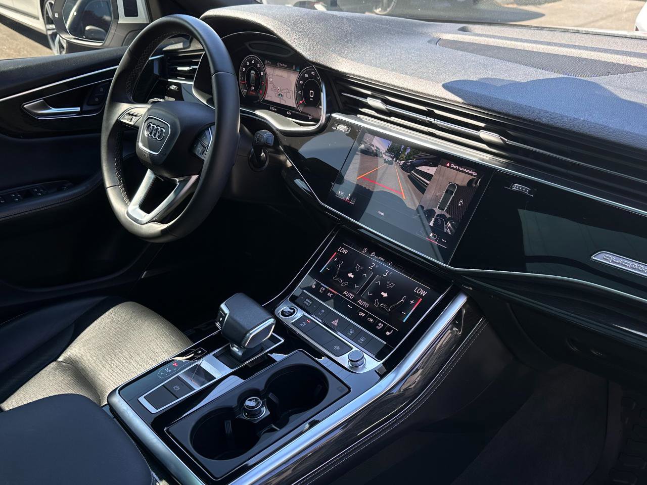 Used 2022 Audi Q8 Premium Plus AWD/4WD image 30