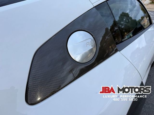 Used 2018 Audi R8 V10 w/ Carbon Exterior Package image 40