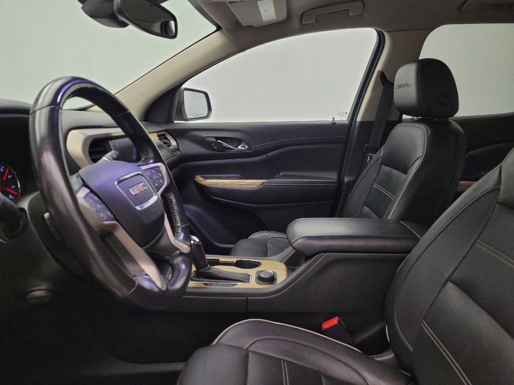 Used 2019 GMC Acadia Denali image 17