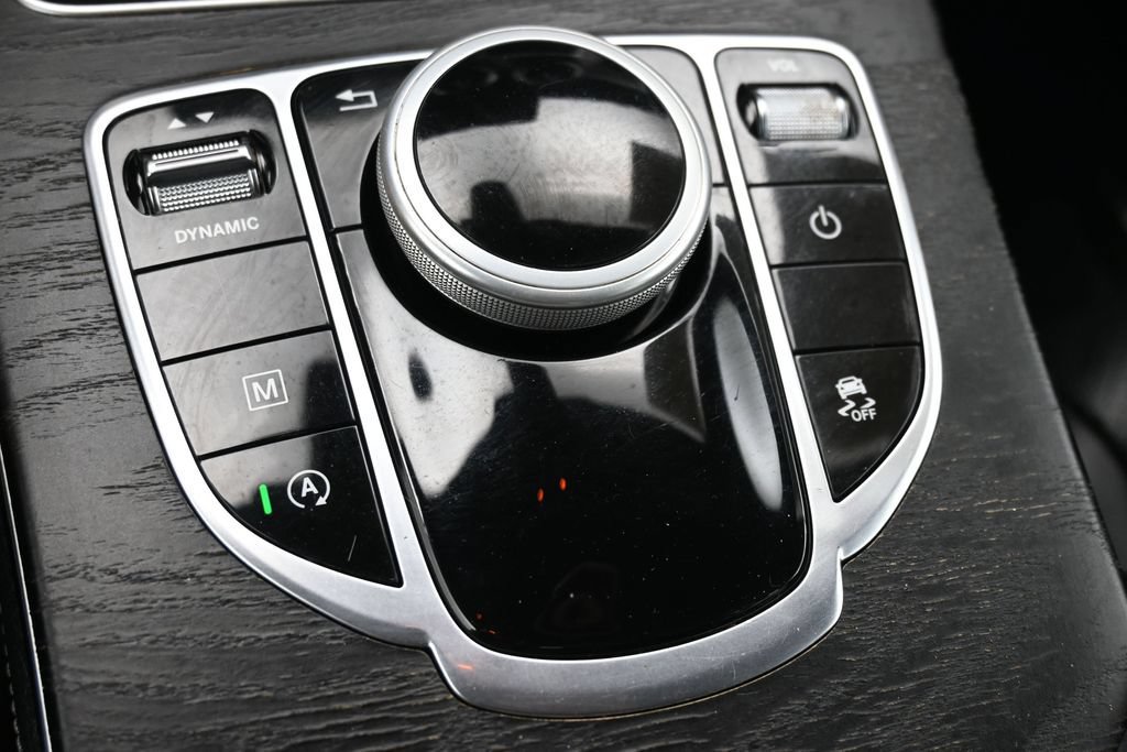 Used 2017 Mercedes-Benz GLC 300 4MATIC image 47