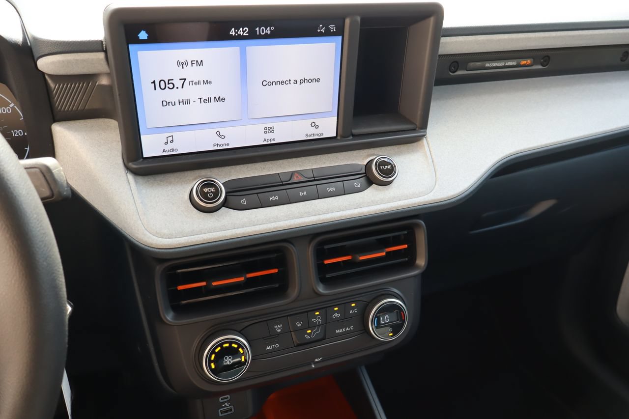Used 2022 Ford Maverick XLT FWD image 6