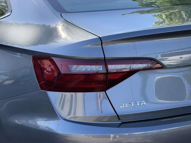Certified 2021 Volkswagen Jetta SE FWD image 11