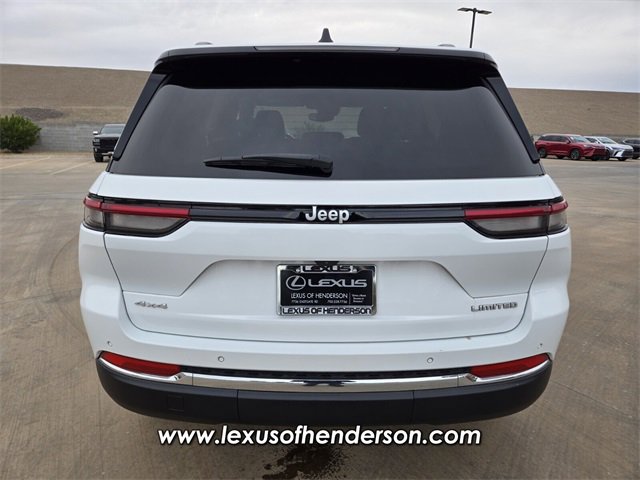 Used 2024 Jeep Grand Cherokee Limited image 5