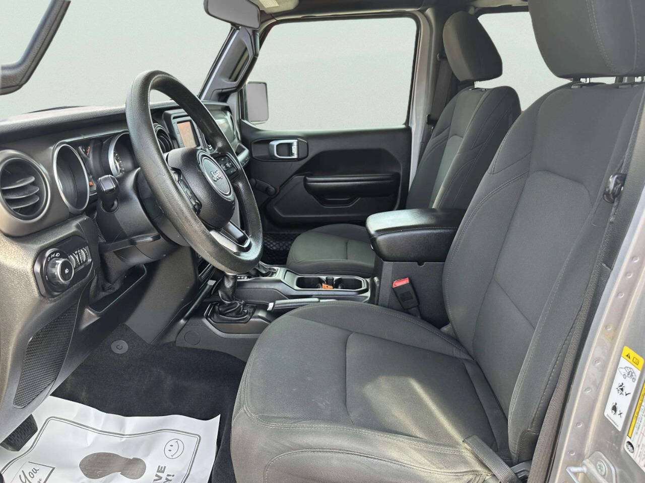 Used 2018 Jeep Wrangler Unlimited Sport AWD/4WD image 9