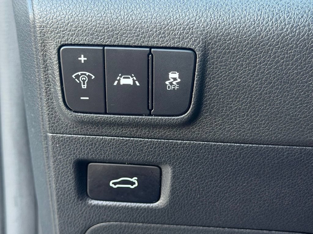 Used 2022 Kia K5 GT-Line FWD image 30