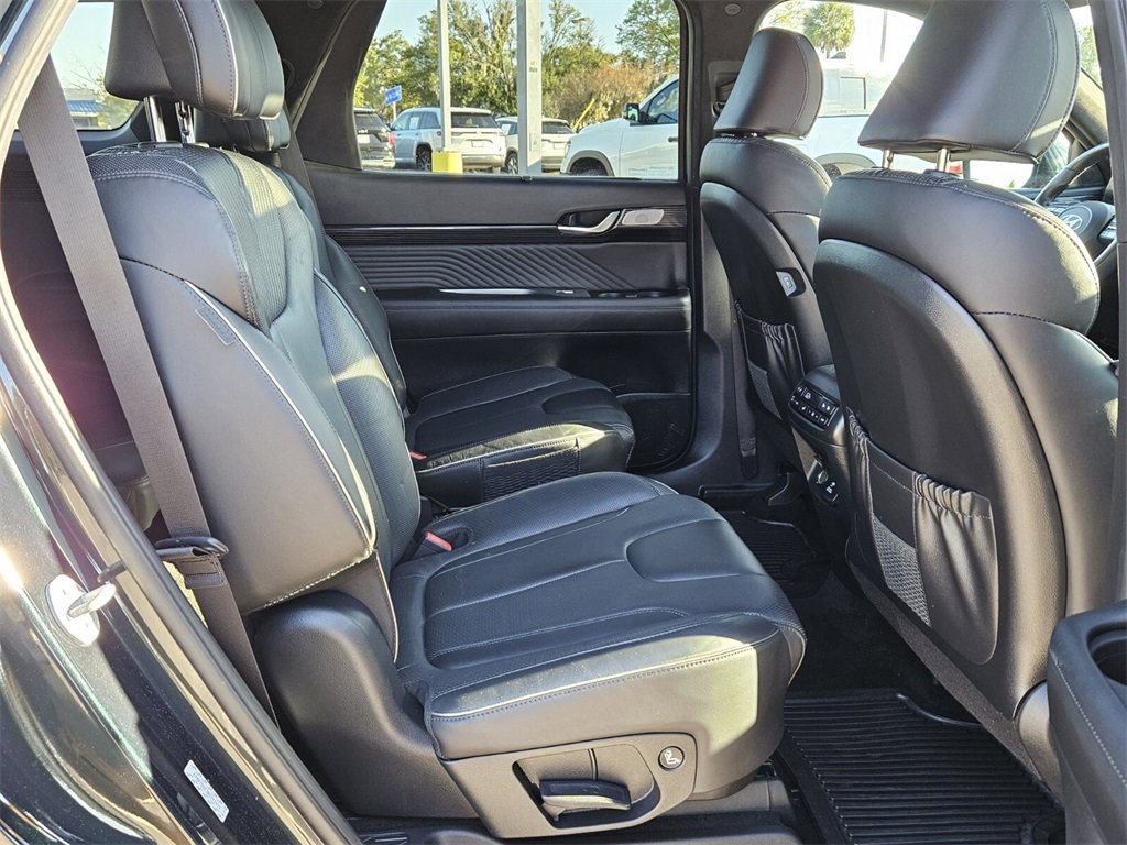 Used 2024 Hyundai Palisade Calligraphy image 14