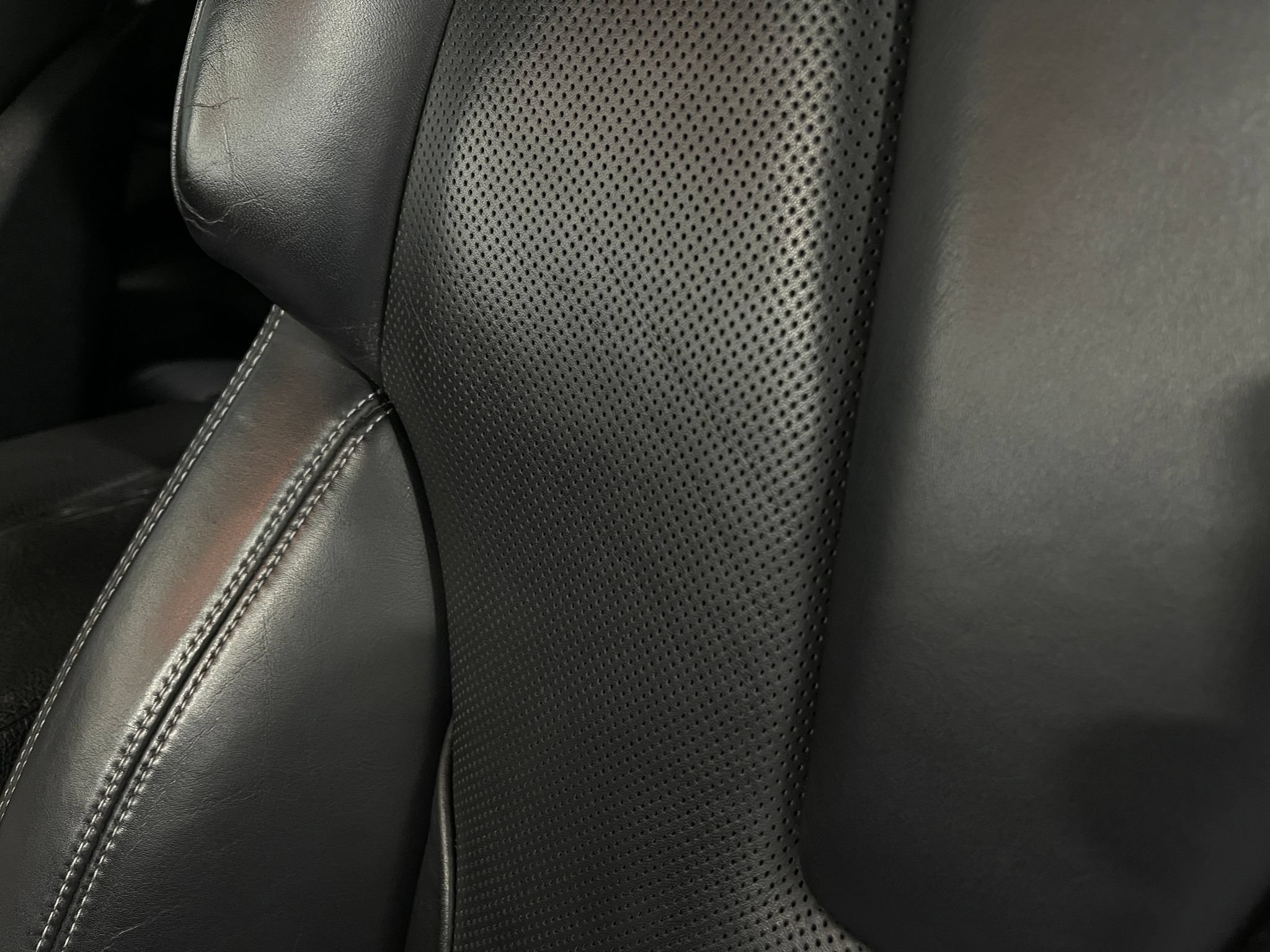 Used 2015 BMW M6 Convertible RWD image 17