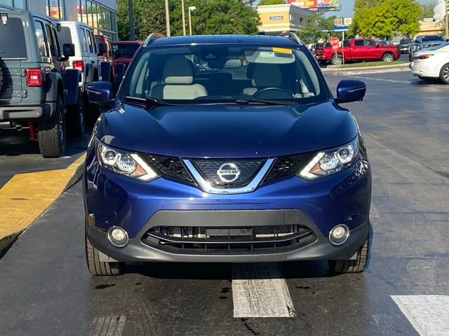 Used 2019 Nissan Rogue Sport SL w/ Premium Package image 3