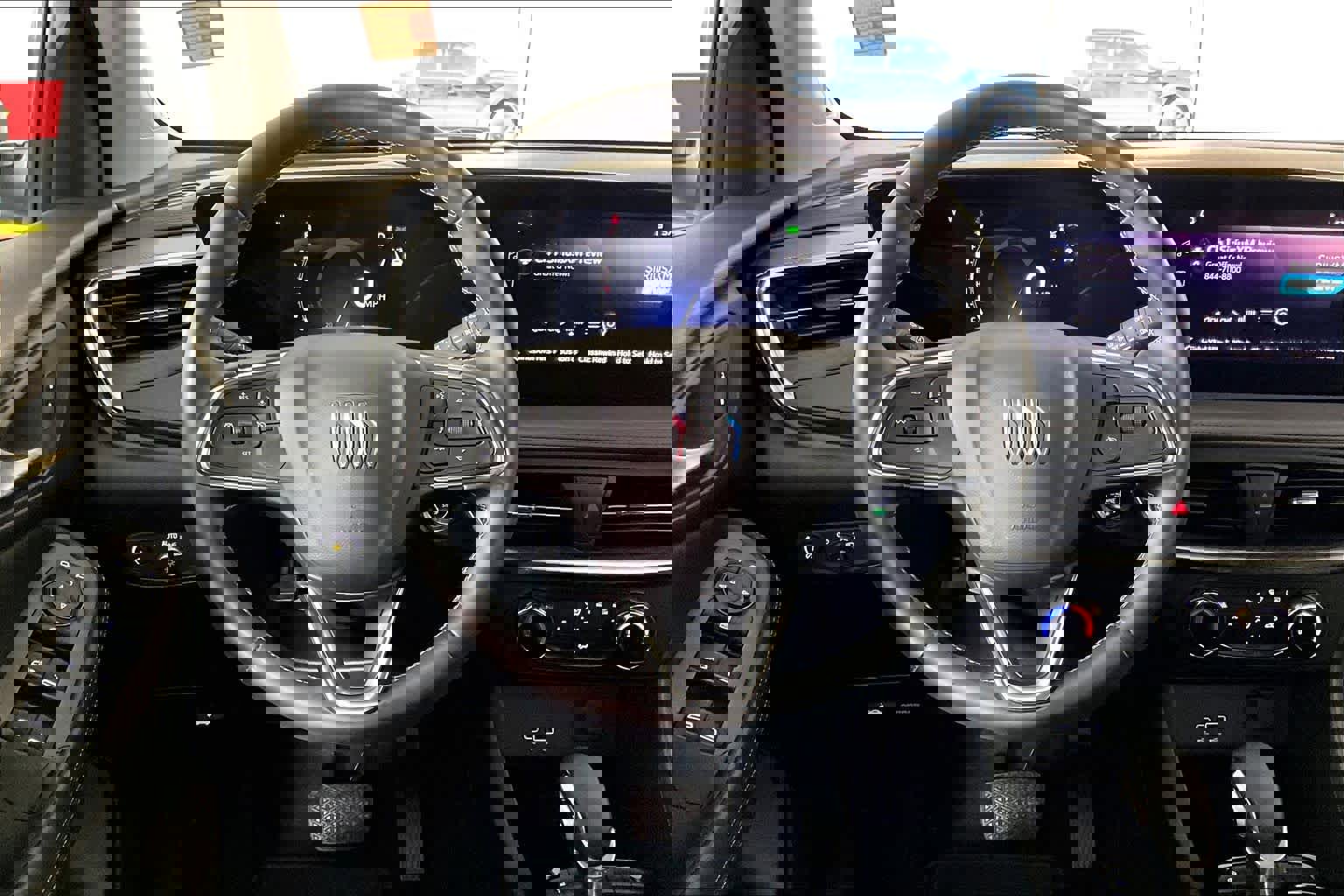 Used 2024 Buick Encore GX Preferred image 5