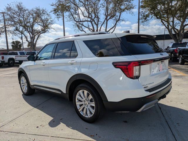Certified 2025 Ford Explorer Platinum w/ LUX Leather Package image 11