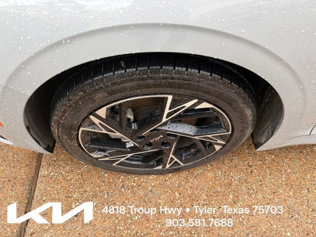Certified 2025 Kia K5 GT-Line w/ GT-Line Premium Package FWD image 4