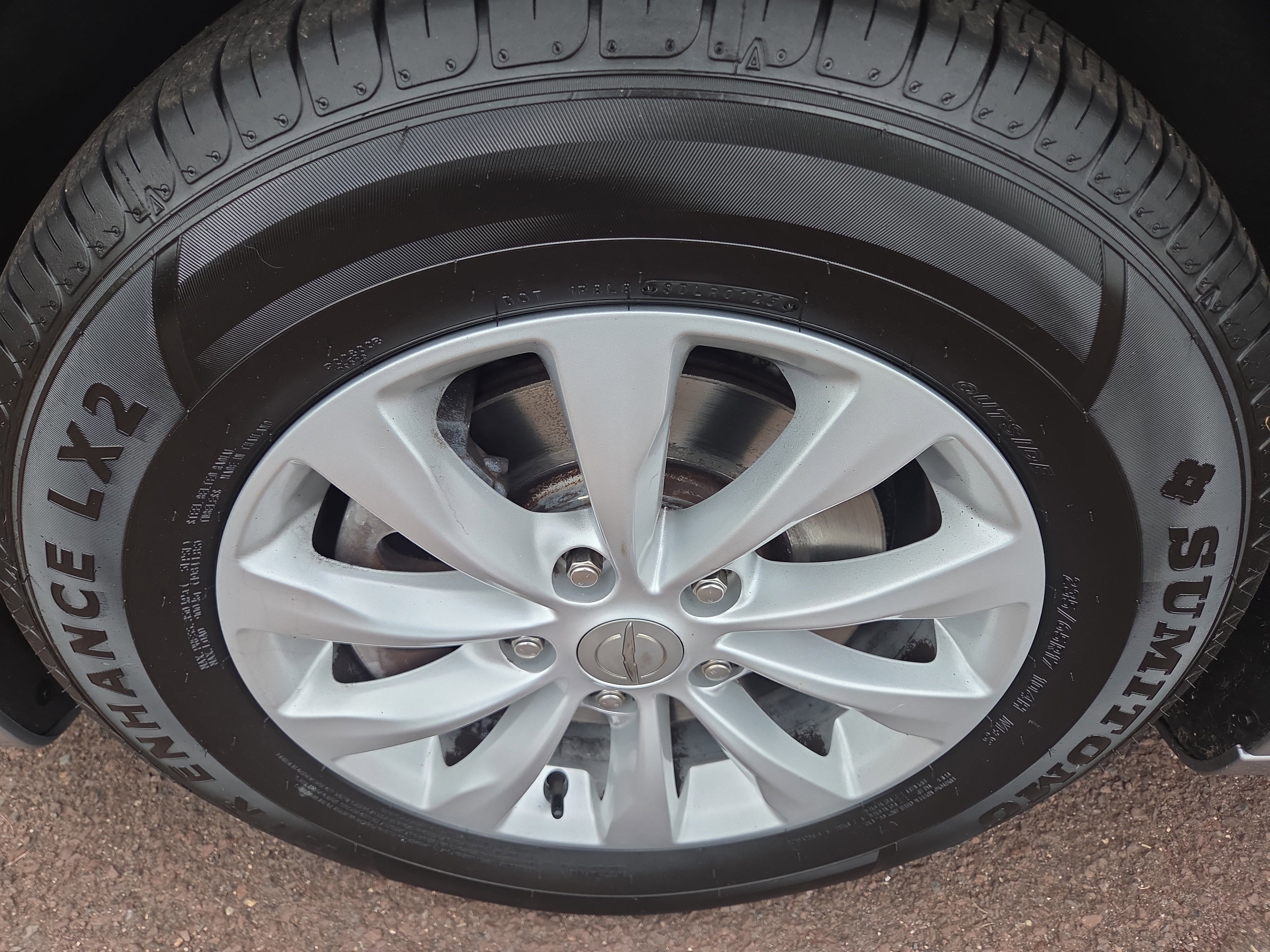 Used 2017 Chrysler Pacifica Touring-L FWD image 12