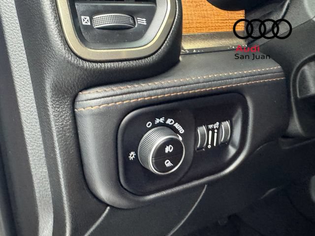 Used 2024 RAM 3500 Limited AWD/4WD image 33