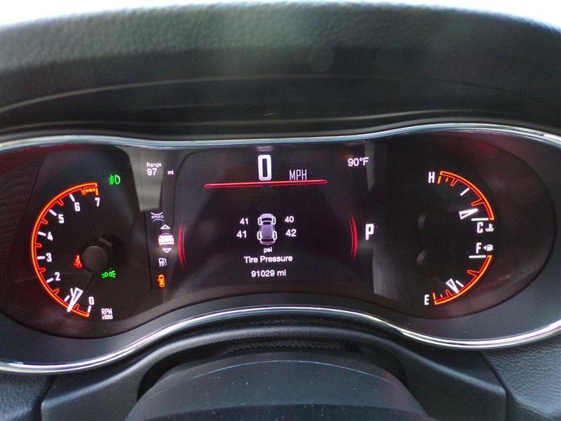 Used 2016 Dodge Durango SXT image 39