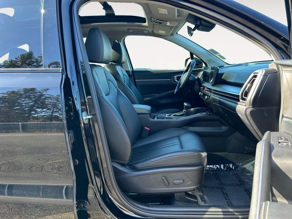 Used 2024 Kia Sorento X-Line EX AWD/4WD image 11