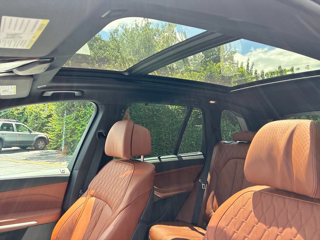 New 2026 BMW X5 xDrive40i w/ Executive Package AWD/4WD image 17