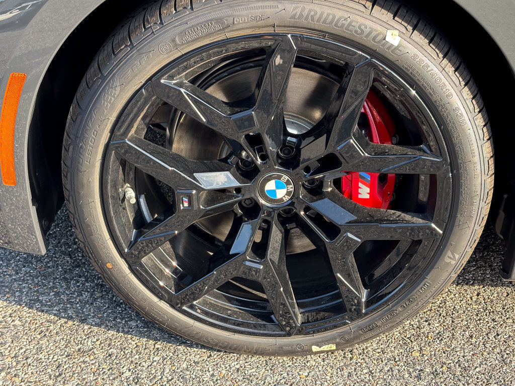 New 2026 BMW 330i xDrive Sedan w/ M Sport Package AWD/4WD image 8