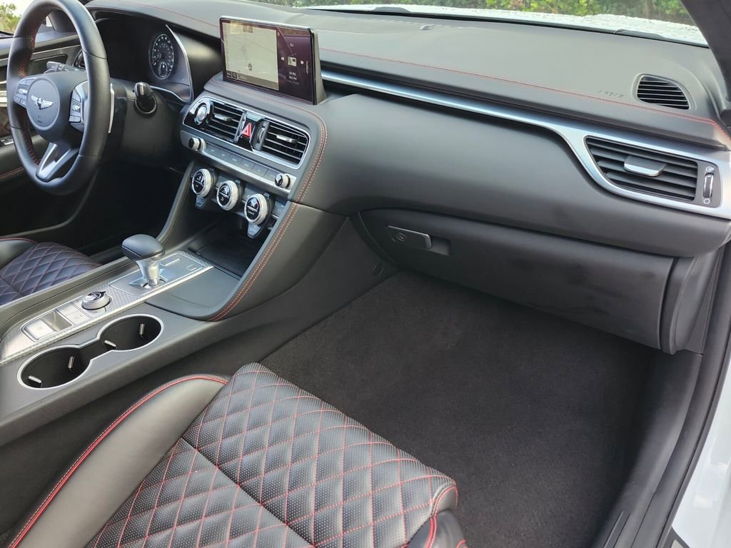 Used 2023 Genesis G70 3.3T w/ Sport Prestige Package image 18