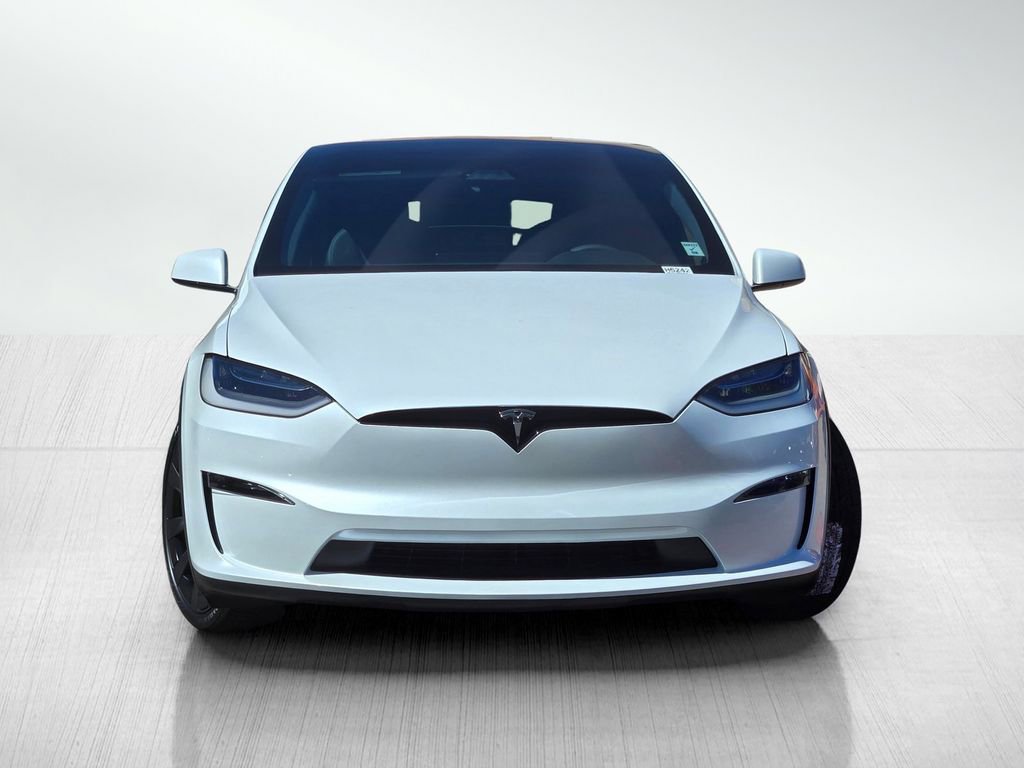 Used 2023 Tesla Model X Plaid image 3