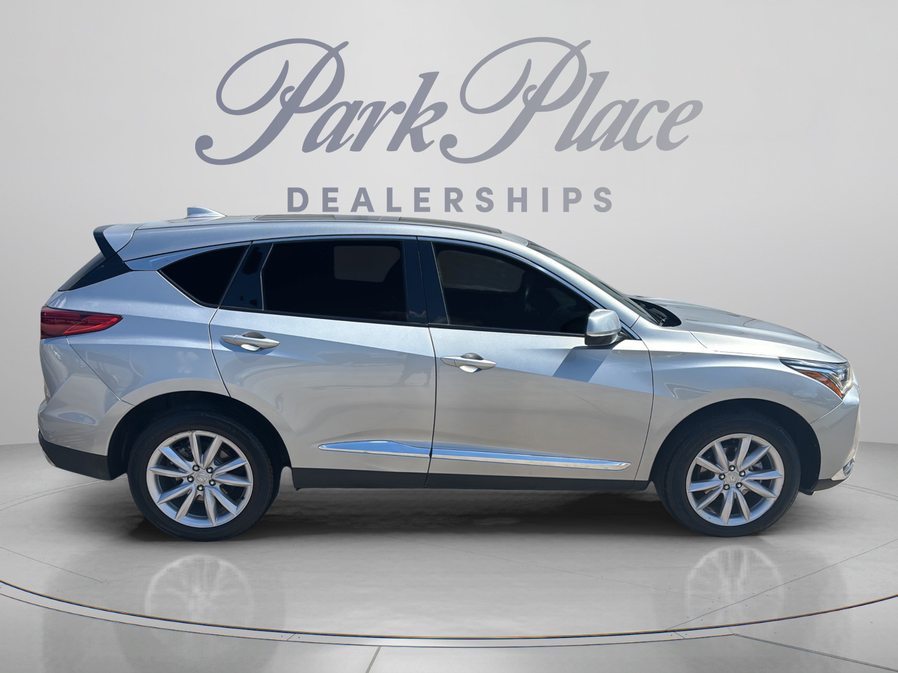 Used 2024 Acura RDX SH-AWD image 7
